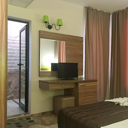 Tia Maria Is Situated In The Southern Part Of The Sunny Beach Resort Exterior foto